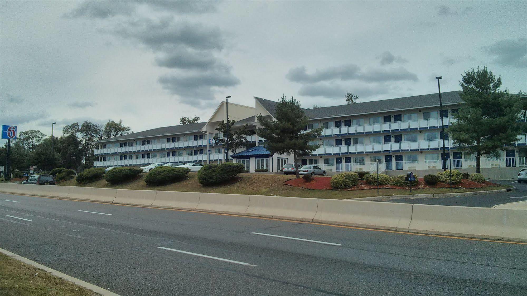 Rodeway Inn Brooklawn Exterior photo